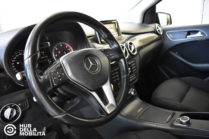 MERCEDES-BENZ B 180 CDI Automatic Executive